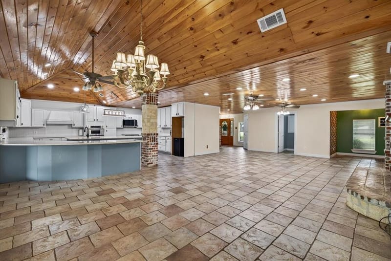 6130 Peninsula Circle, Athens TX 75752 - Photo 10