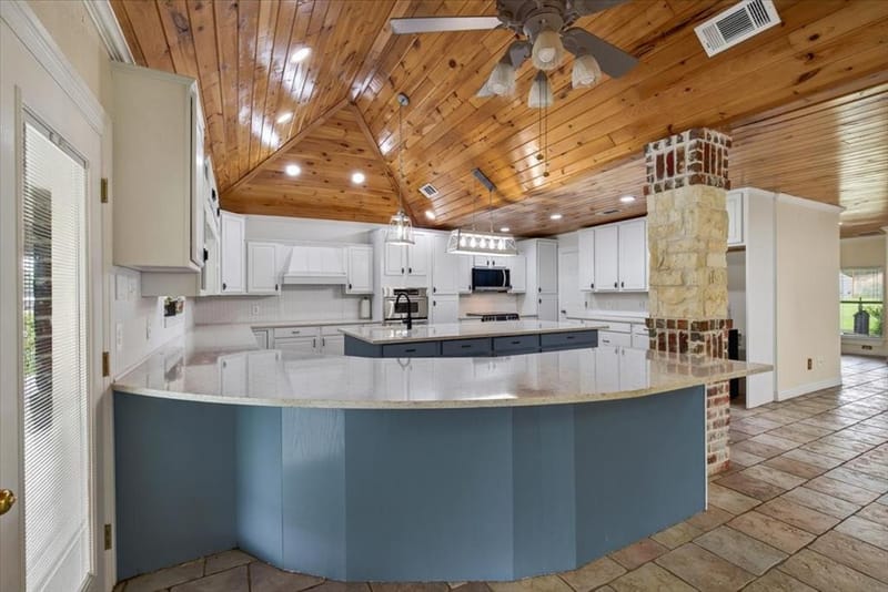 6130 Peninsula Circle, Athens TX 75752 - Photo 11