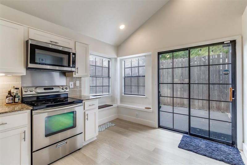 1417 Mccoy Street, Dallas TX 75204 - Photo 14