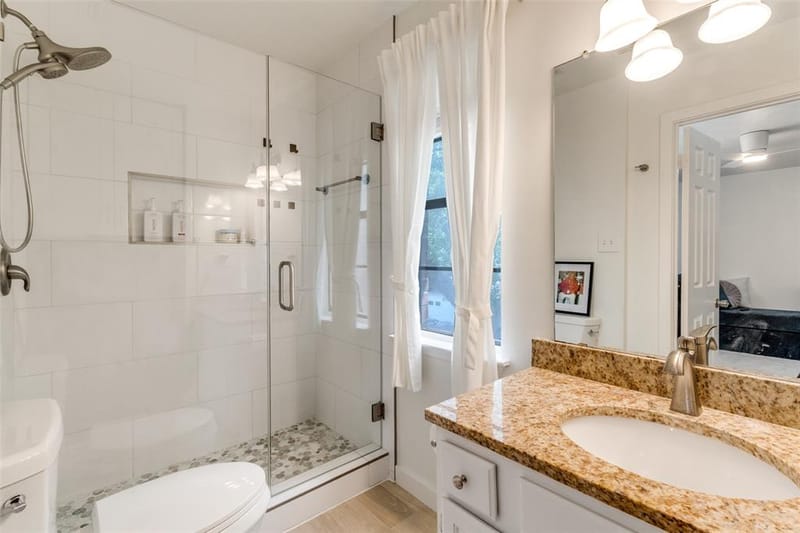 1417 Mccoy Street, Dallas TX 75204 - Photo 21
