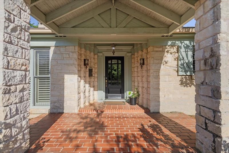 1420 S Donnybrook Avenue, Tyler TX 75701 - Photo 3