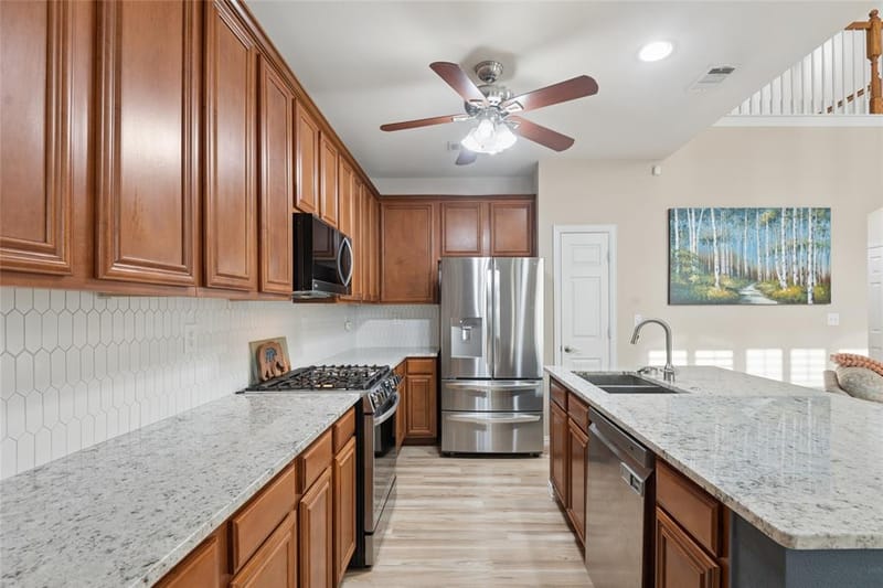 6204 Crescent Street, North Richland Hills TX 76180 - Photo 10
