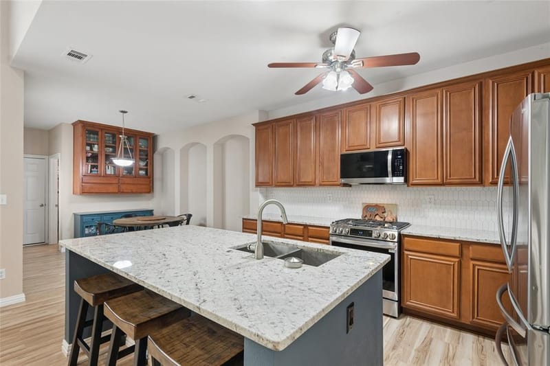 6204 Crescent Street, North Richland Hills TX 76180 - Photo 8