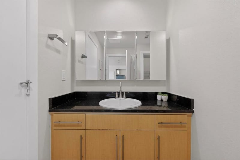 4605 Cedar Springs Road # 224, Dallas TX 75219 - Photo 18