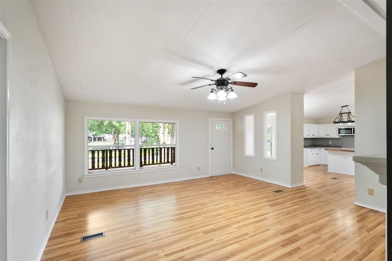 102 Lakewood Drive, Mabank TX 75156 - Photo 8