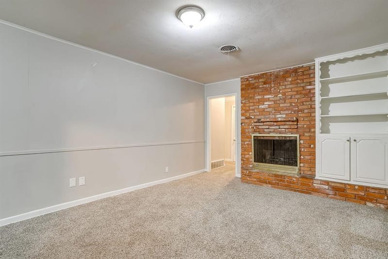 2008 Terbet Lane, Fort Worth TX 76112 - Photo 13