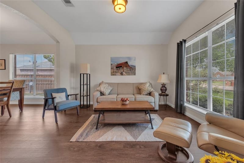 10109 Bent Tree Drive, Rowlett TX 75089 - Photo 7