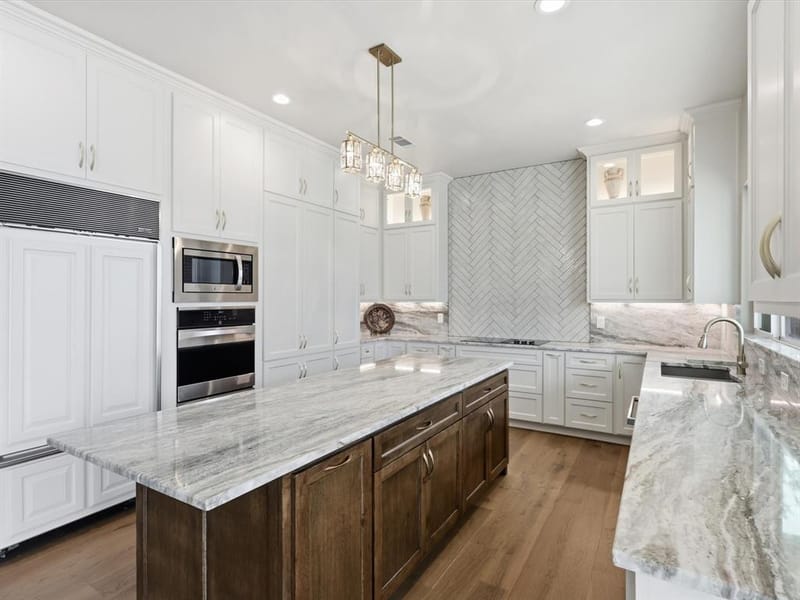 5815 Bay Club Drive, Arlington TX 76013 - Photo 9