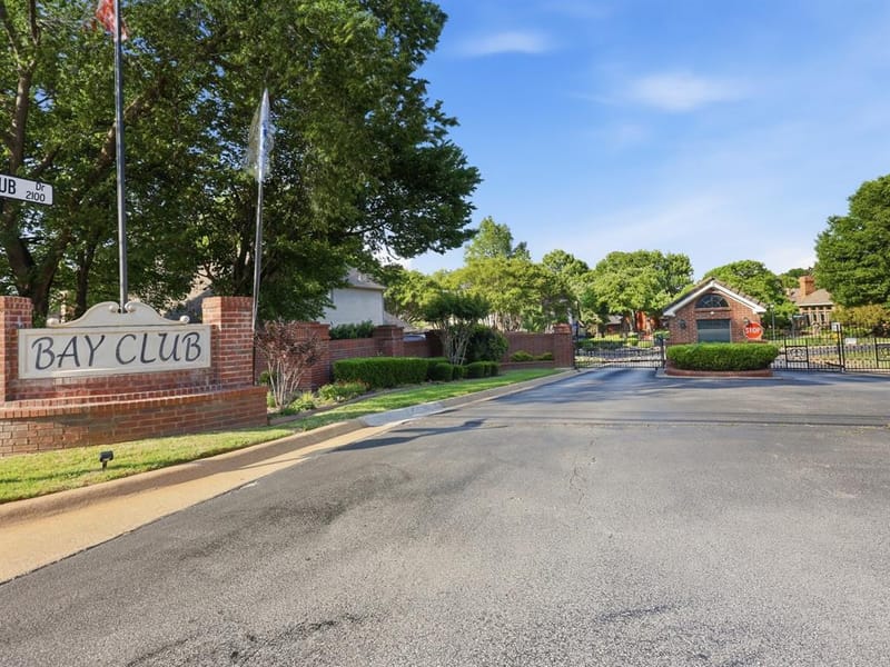 5815 Bay Club Drive, Arlington TX 76013 - Photo 39