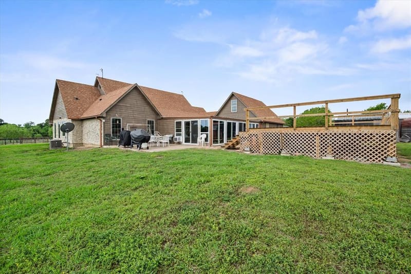 130 SE County Road 3085, Corsicana TX 75109 - Photo 38
