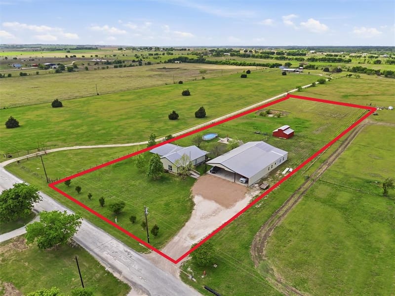 10208 County Road 418, Grandview TX 76050 - Photo 3
