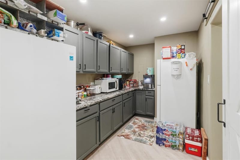 10208 County Road 418, Grandview TX 76050 - Photo 24