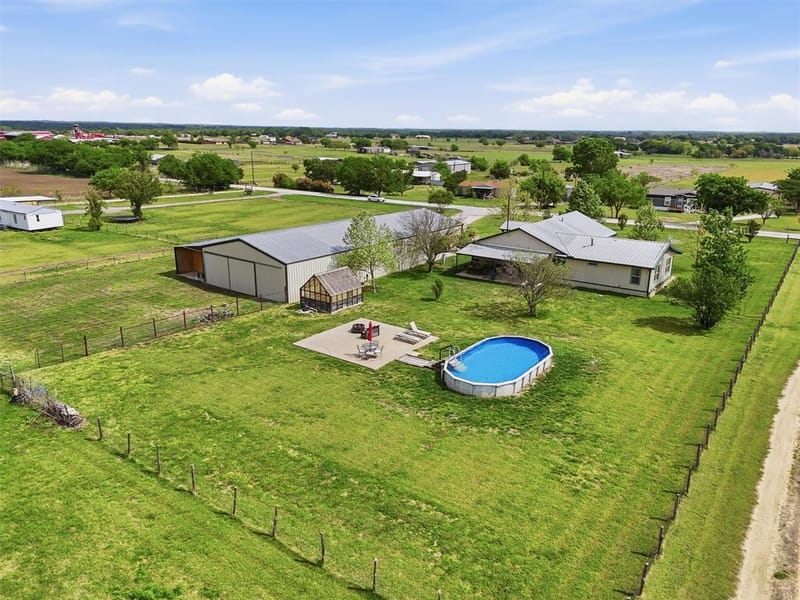 10208 County Road 418, Grandview TX 76050 - Photo 38