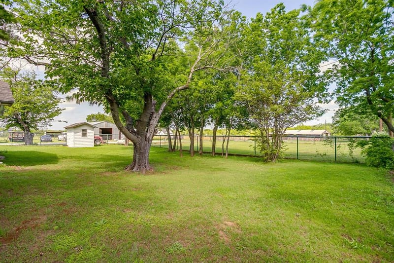2196 Old Agnes Road, Weatherford TX 76088 - Photo 6