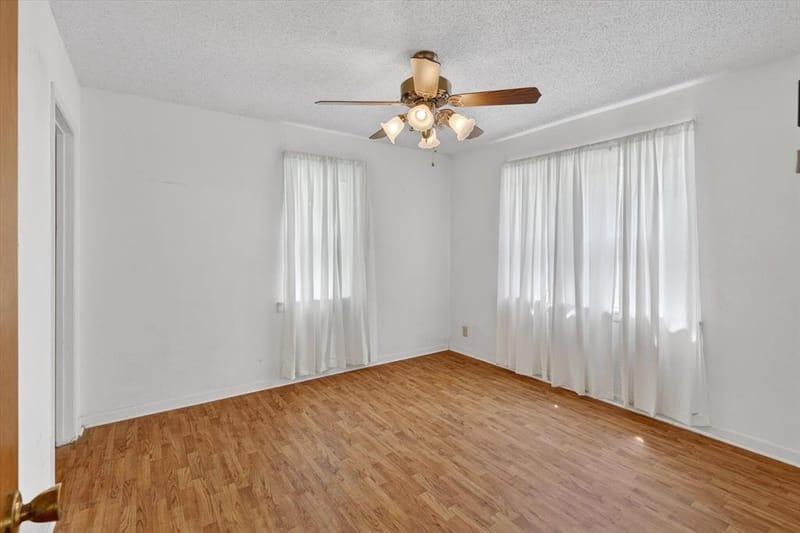 624 N Avenue A, Springtown TX 76082 - Photo 22