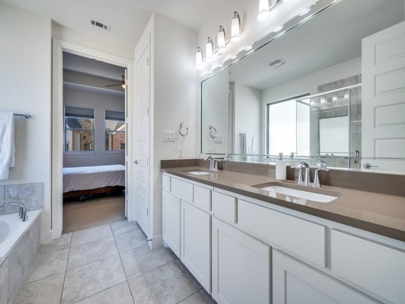 7832 Verona Place, Dallas TX 75231 - Photo 17