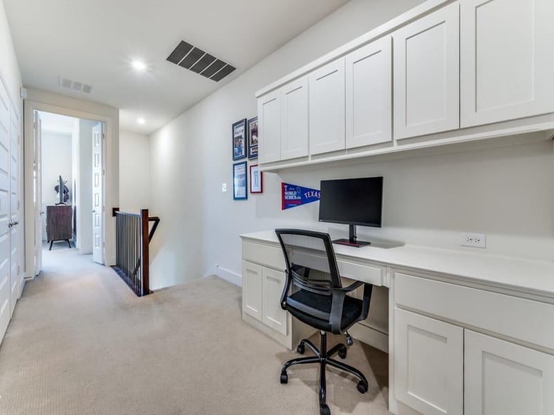 7832 Verona Place, Dallas TX 75231 - Photo 21