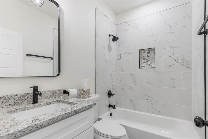 3426 Sumac Drive, Granbury TX 76048 - Photo 7