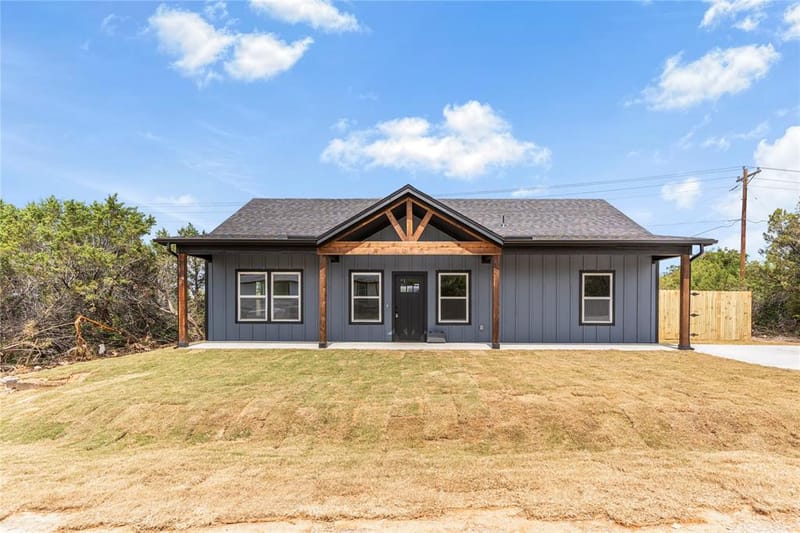 3426 Sumac Drive, Granbury TX 76048