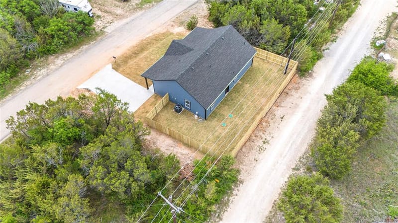 3426 Sumac Drive, Granbury TX 76048 - Photo 11