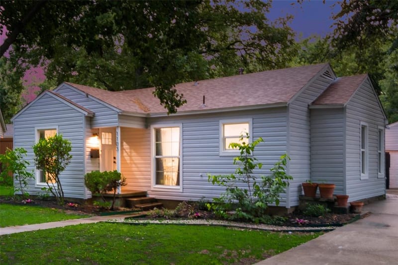 1103 W Russell Avenue, Carrollton TX 75006 - Photo 2