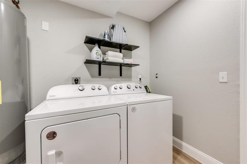 1103 W Russell Avenue, Carrollton TX 75006 - Photo 22