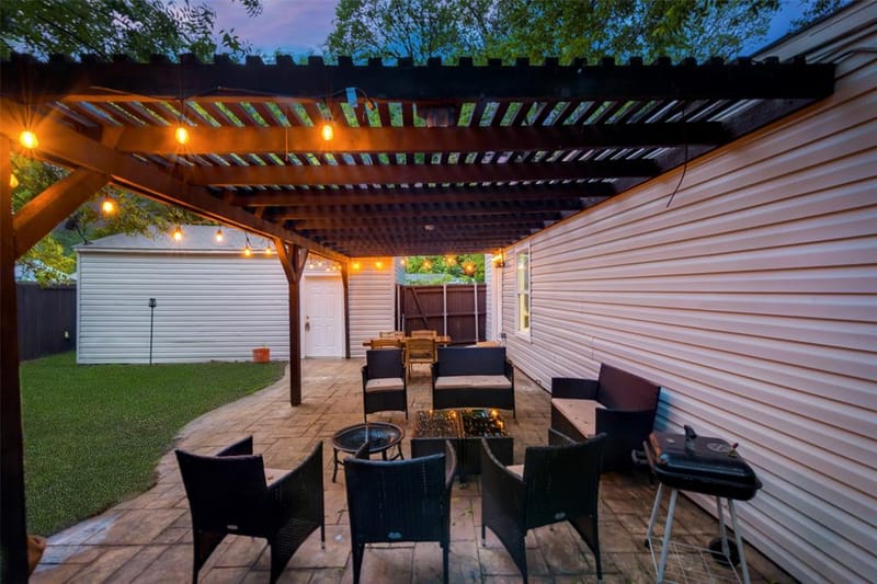 1103 W Russell Avenue, Carrollton TX 75006 - Photo 37