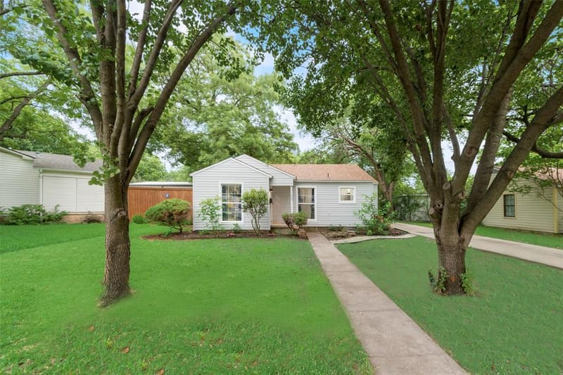1103 W Russell Avenue, Carrollton TX 75006 - Photo 31