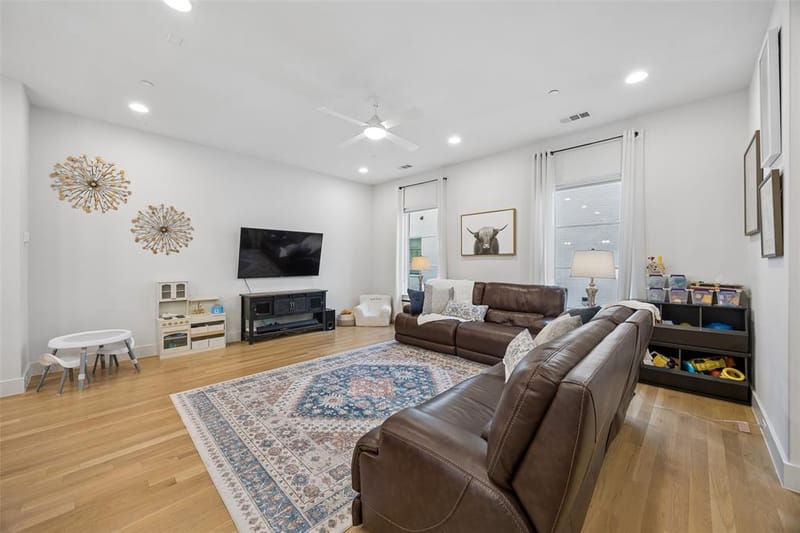 2715 Kimsey Drive # 102, Dallas TX 75235 - Photo 2