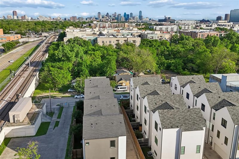 2715 Kimsey Drive # 102, Dallas TX 75235 - Photo 20