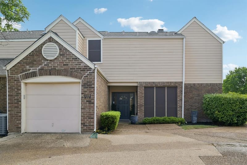 209 Cimarron Trail # 6, Irving TX 75063 - Photo 18