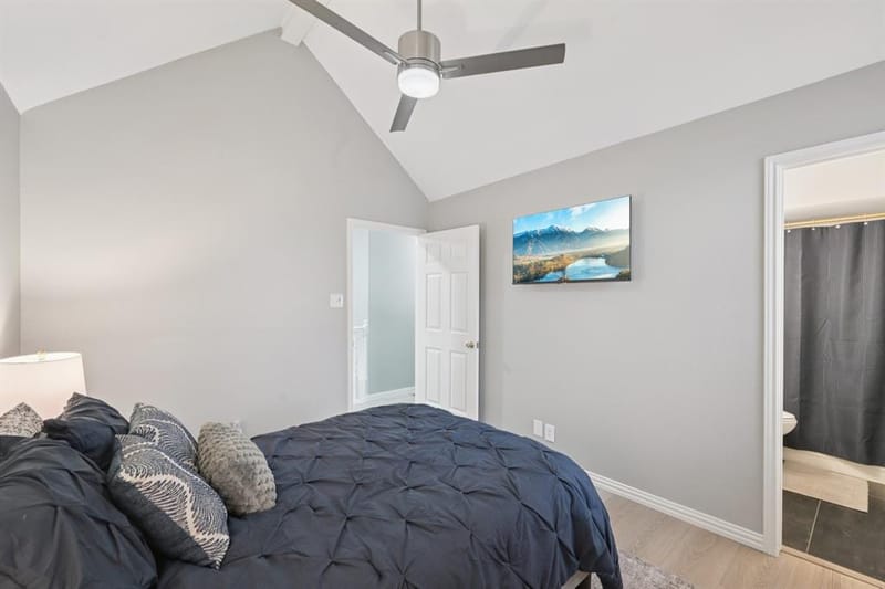 209 Cimarron Trail # 6, Irving TX 75063 - Photo 37