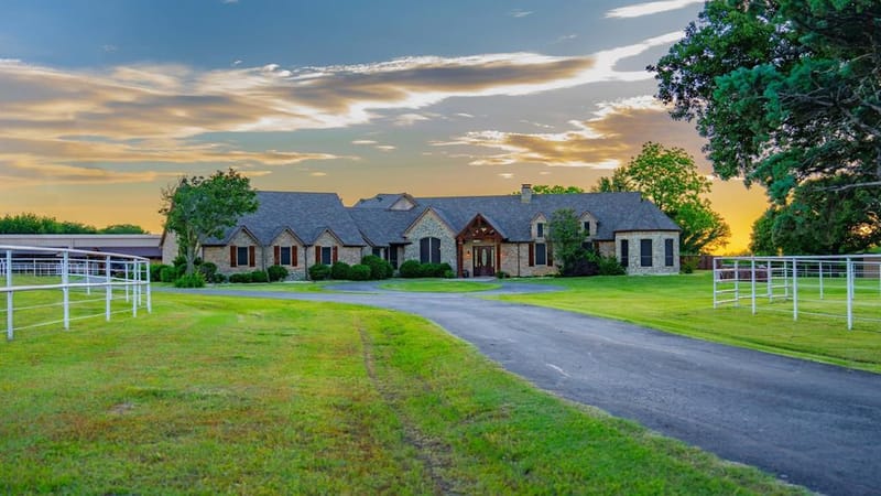 7583 Mountain View Road, Aubrey TX 76227 - Photo 32