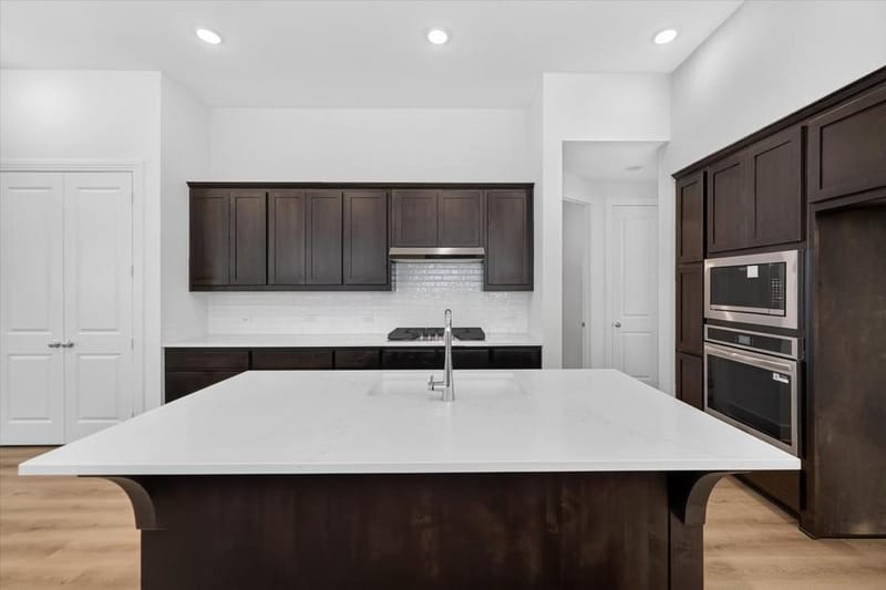 1653 Cornwall Avenue, Fort Worth TX 76052 - Photo 3