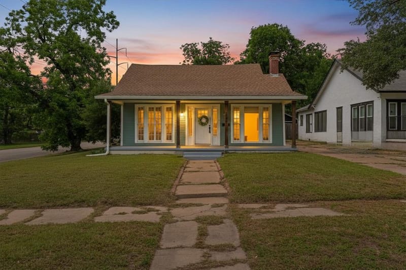 2625 Ethel Avenue, Waco TX 76707 - Photo 2