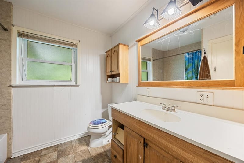 571 S 1st Street, Point TX 75472 - Photo 15