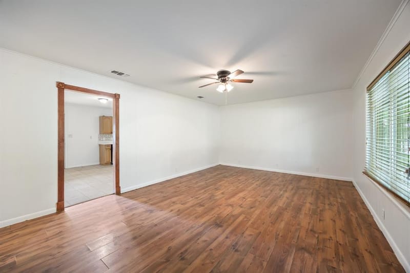 571 S 1st Street, Point TX 75472 - Photo 8