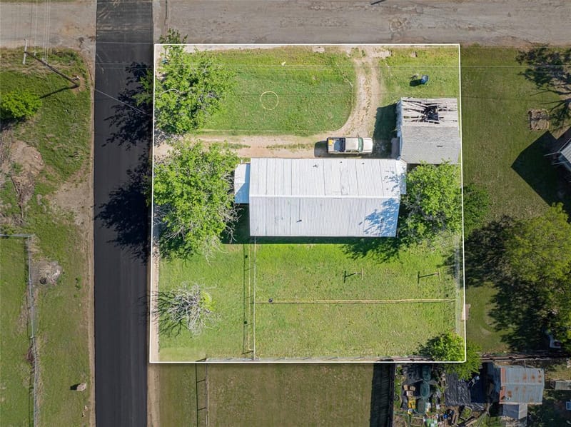 701 N Shelton Street, Breckenridge TX 76424 - Photo 24