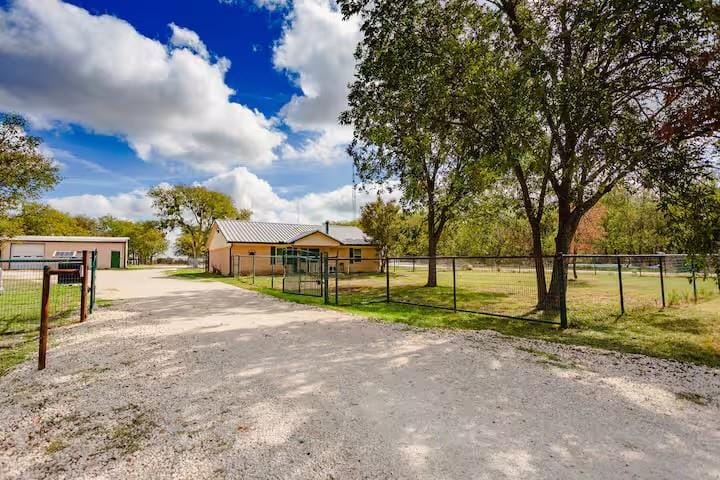 107 Camino Del Rosas, Woodway TX 76712