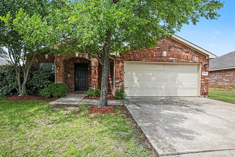 2624 Buffalo Run, Burleson TX 76028