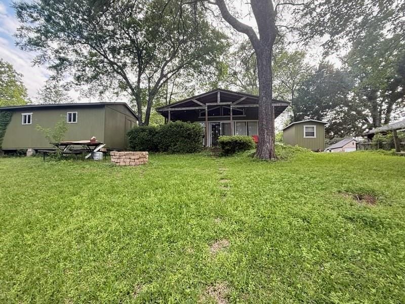 128 Shady Shores Drive, Mabank TX 75156