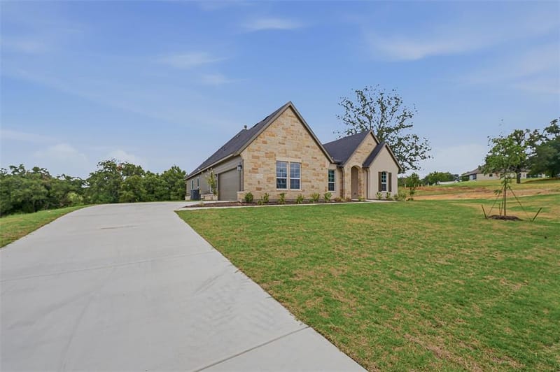 128 Oak Grove Way, Springtown TX 76082 - Photo 4