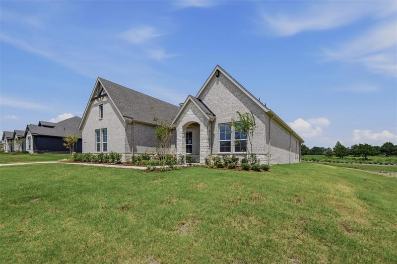 6521 Huron Drive, Blue Ridge TX 75424 - Photo 2