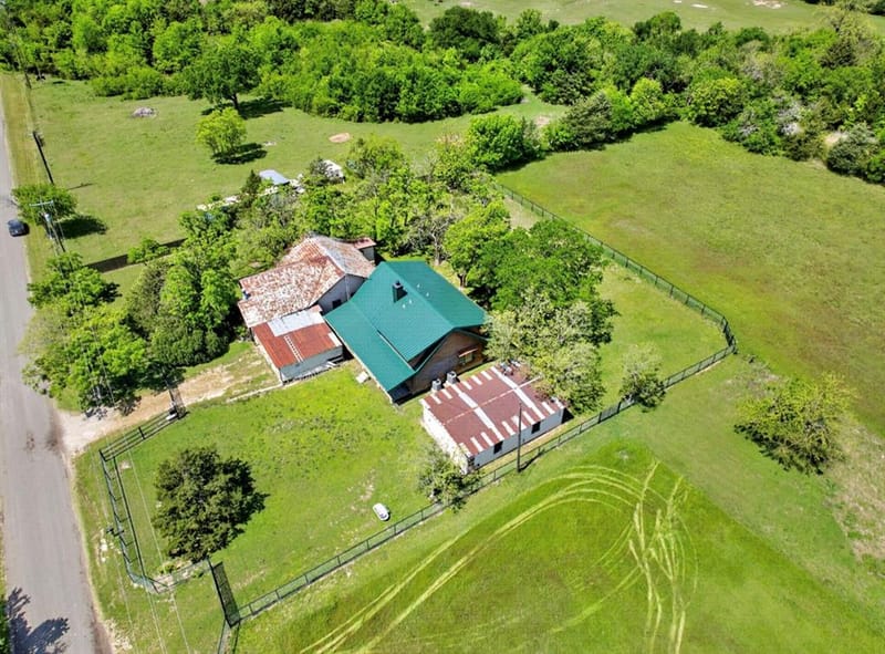 858 County Road 1006, Celeste TX 75423 - Photo 2