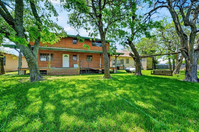 858 County Road 1006, Celeste TX 75423 - Photo 31