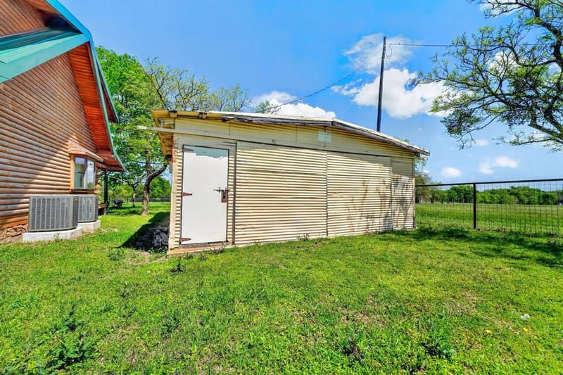 858 County Road 1006, Celeste TX 75423 - Photo 29