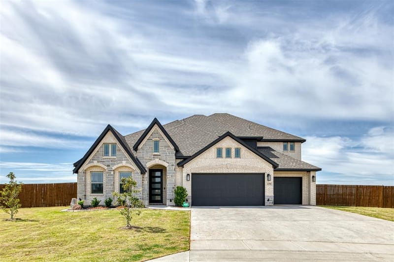 12701 Cactus Court, Godley TX 76044