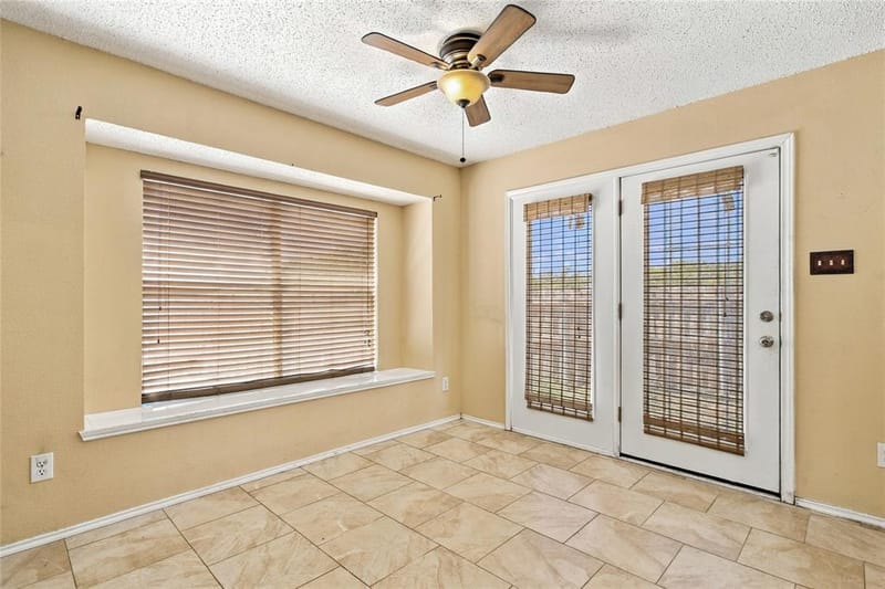 531 Pecan Leaf Drive, Lancaster TX 75146 - Photo 9