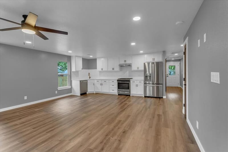 103 N Mill Street, Savoy TX 75479 - Photo 7