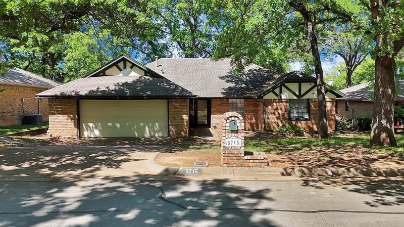 5715 Trail Crest Drive, Arlington TX 76017